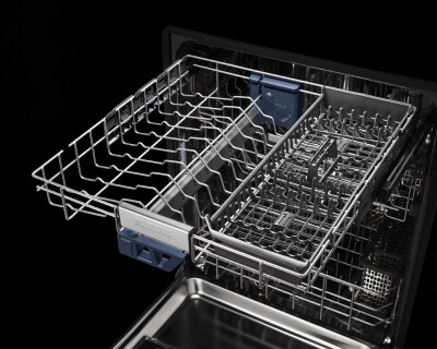 Spotlight of Maytag® dishwasher’s 3rd Level Rack feature