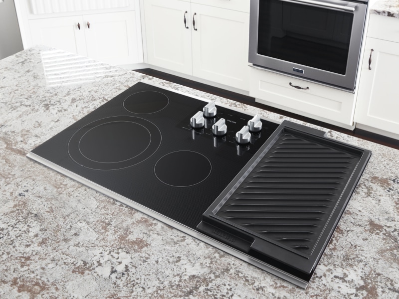 Maytag® electric cooktop with grill pan Maytag® electric cooktop with grill pan