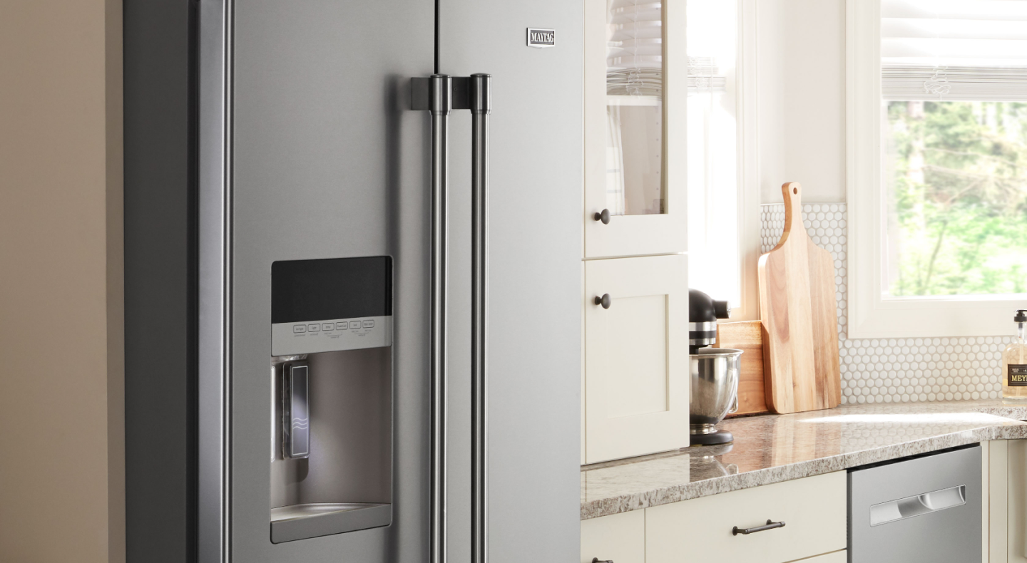 Stainless steel side-by-side refrigerator Stainless steel side-by-side refrigerator