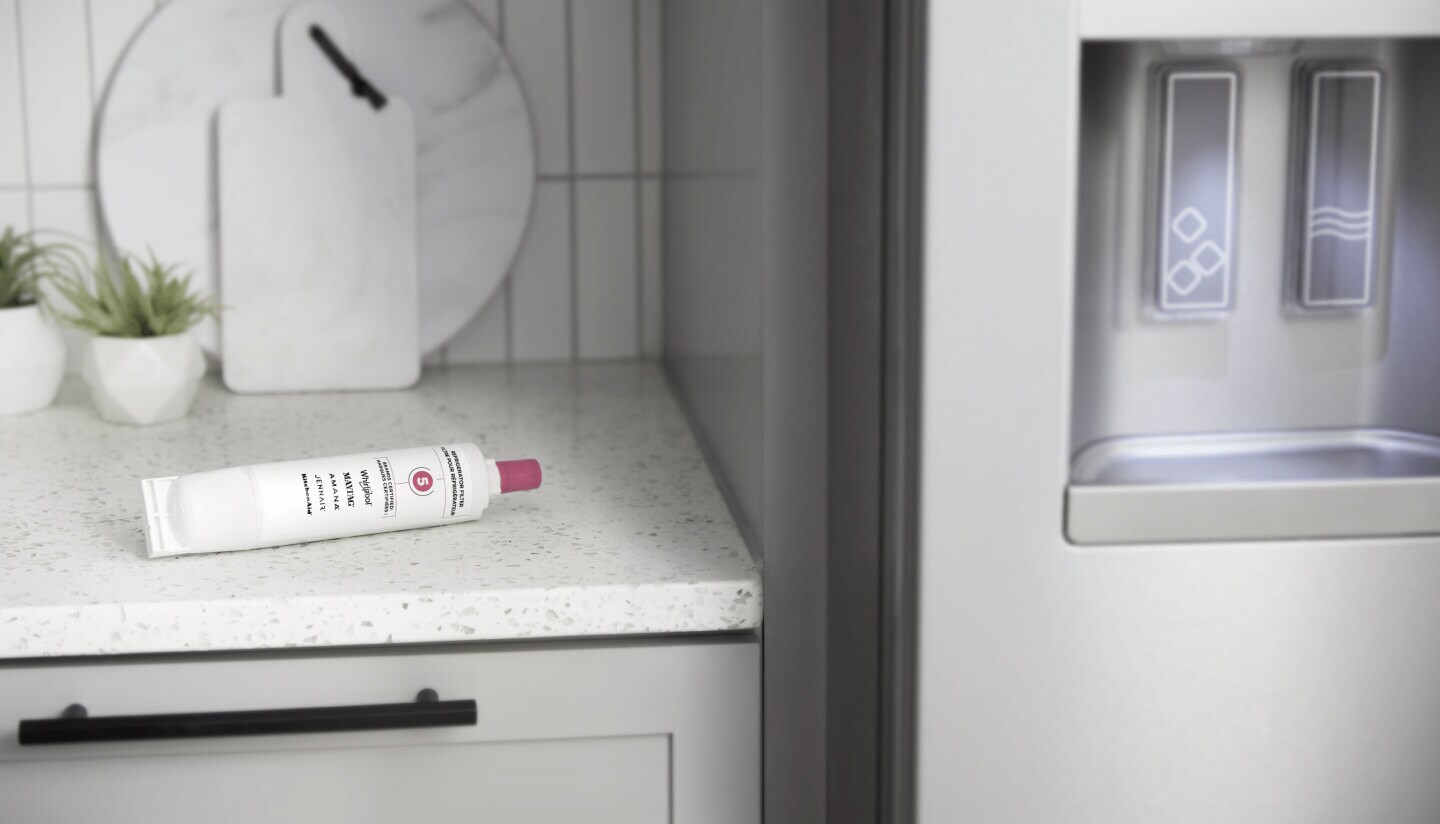 An everydrop® water filter on a kitchen counter An everydrop® water filter on a kitchen counter