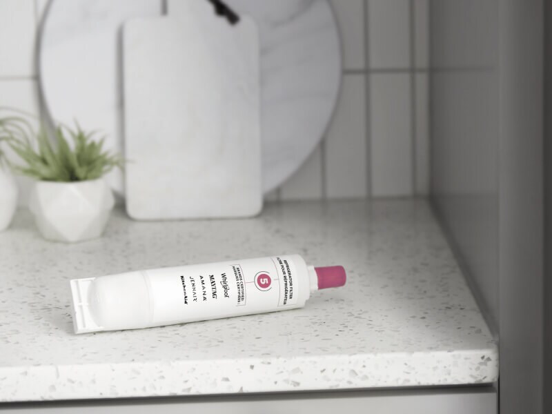 An everydrop® water filter on a kitchen counter An everydrop® water filter on a kitchen counter
