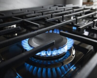 Gas burner ignited with blue flame