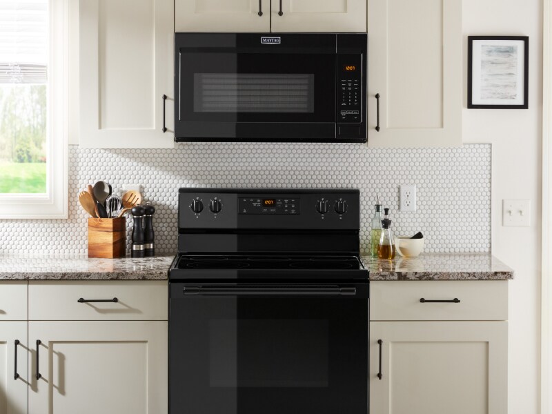 BuiltIn vs. Countertop Microwaves Maytag