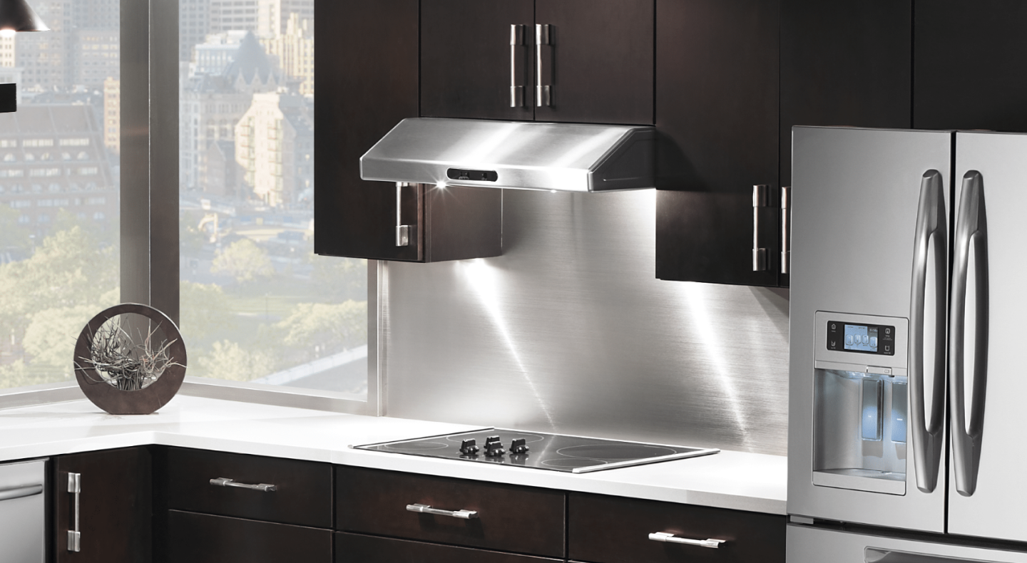 Maytag® range hood in a modern kitchen Maytag® range hood in a modern kitchen