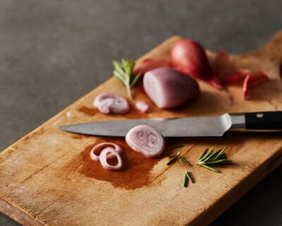 Onions on a cutting board