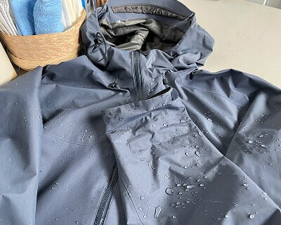 Water-repellent jacket with water drops on it
