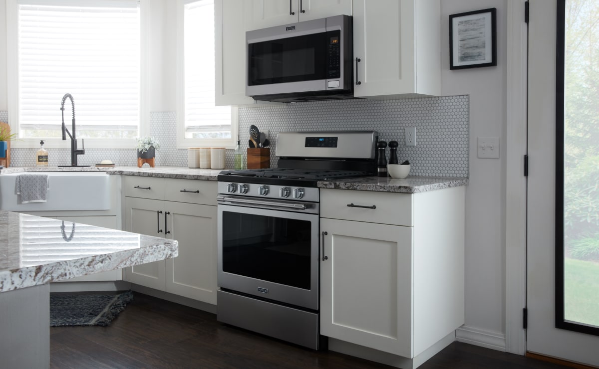 glass top stove smoking