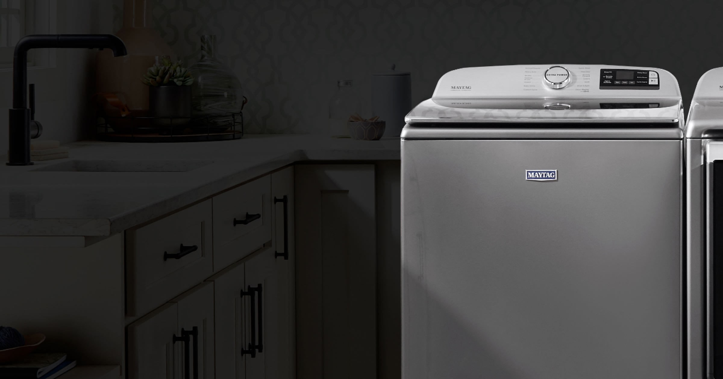 White Front Load Washer With Extra Power And 16 Hr Fresh Hold Option 4 8 Cu Ft Mhw6630hw Maytag