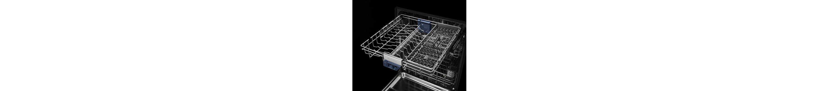Spotlight of Maytag® dishwasher’s 3rd Level Rack feature