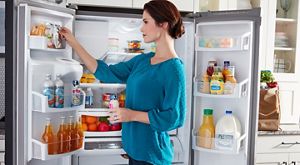 Extra large outlet refrigerator and freezer