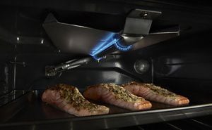Broiling steaks in discount a gas oven
