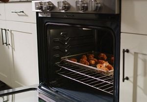6 Differences Between Air Fryers and Convection Ovens Maytag