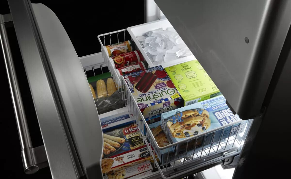 Bottom-Freezer Refrigerator Buying Guide | Maytag