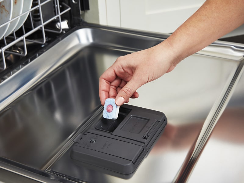 Can You Put Dish Soap in a Dishwasher: Avoid Costly Mistakes