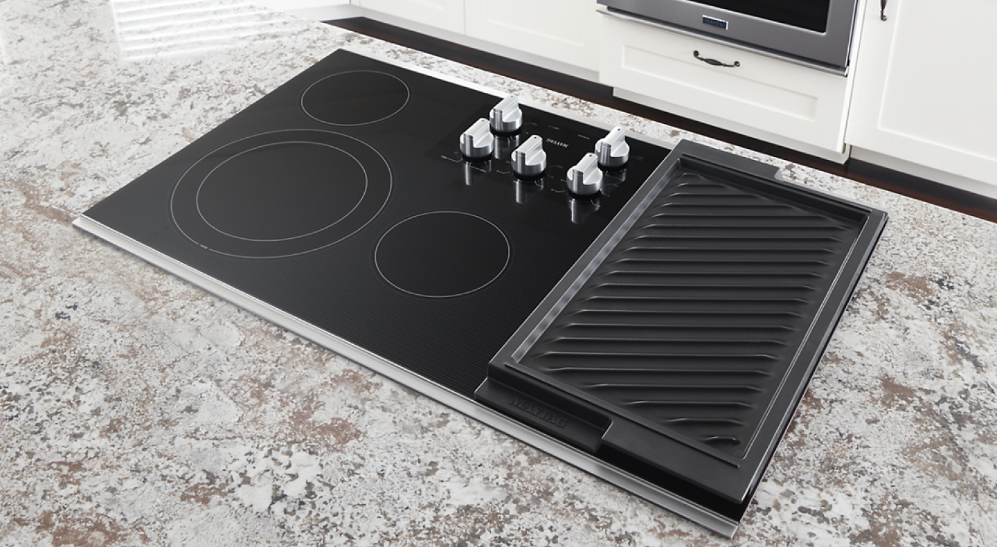 Flat top iron cooktop
