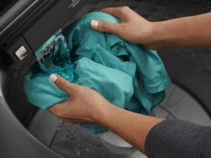 How Many Gallons of Water Do Washing Machines Use? | Maytag