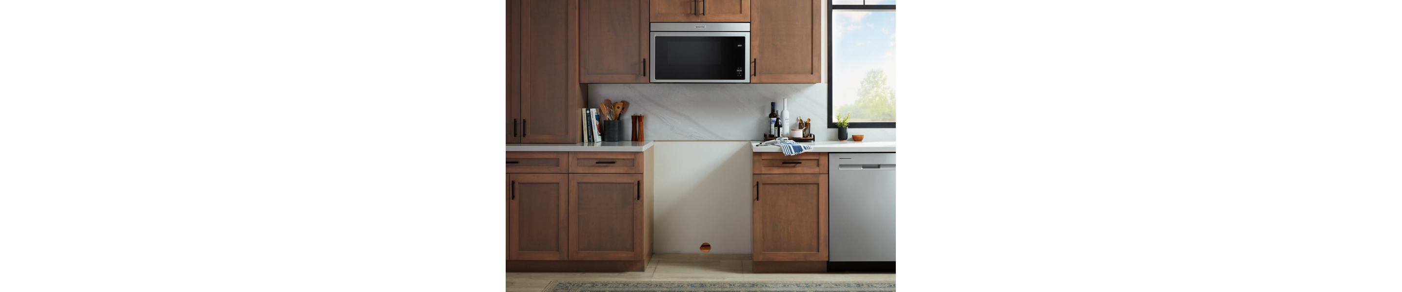 Over-the-range microwave above an empty range cutout