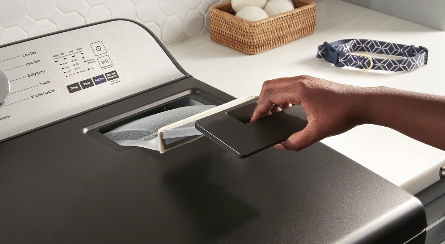 Clean out dryer lint trap online