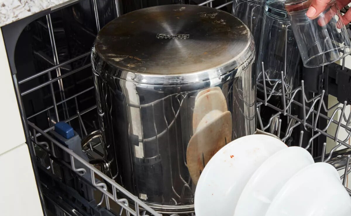 How to Clean Pots and Pans: An Easy Guide | Maytag