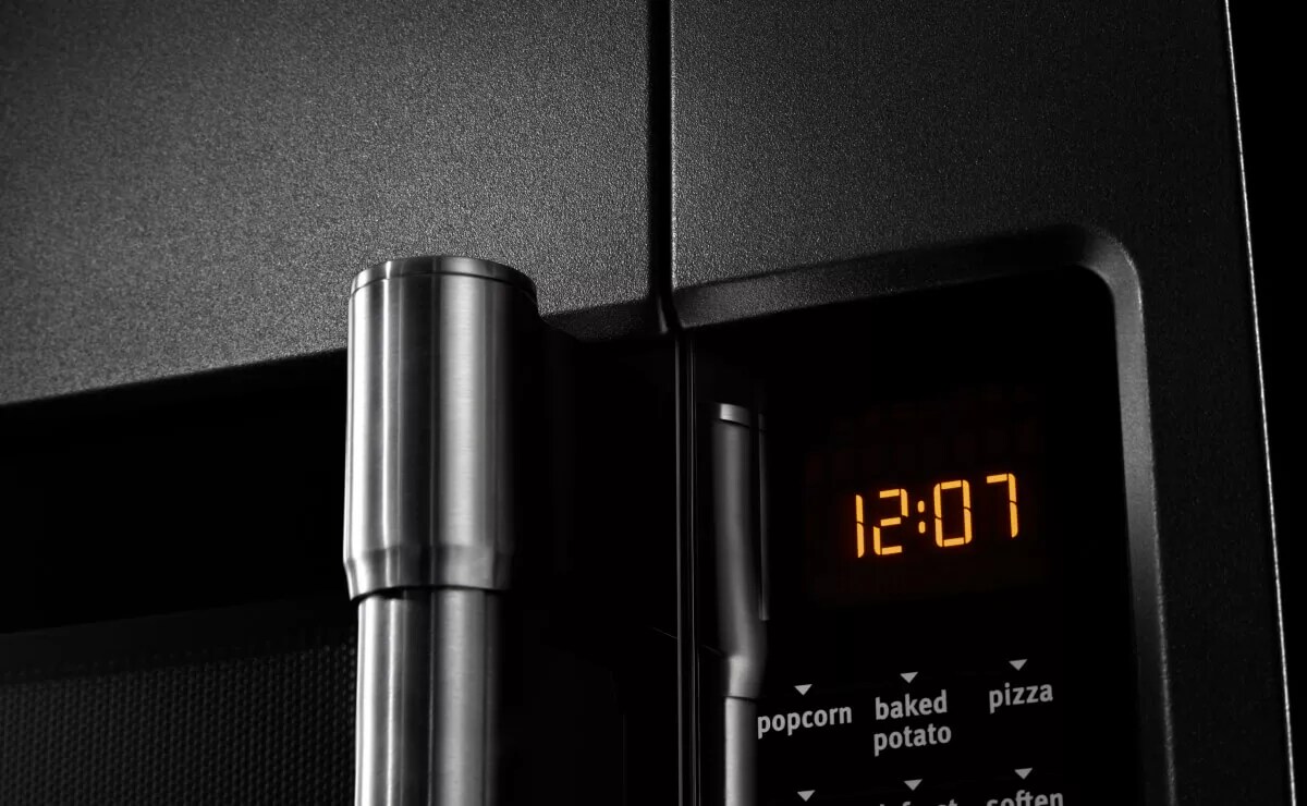 How to Defrost in a Microwave | Maytag