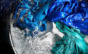 How to get hair online dye out of clothes