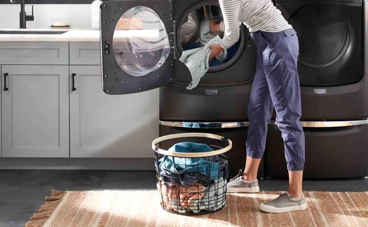How to Use the Damp Dry Setting on Your Dryer | Apartment Therapy, image size:1200x740