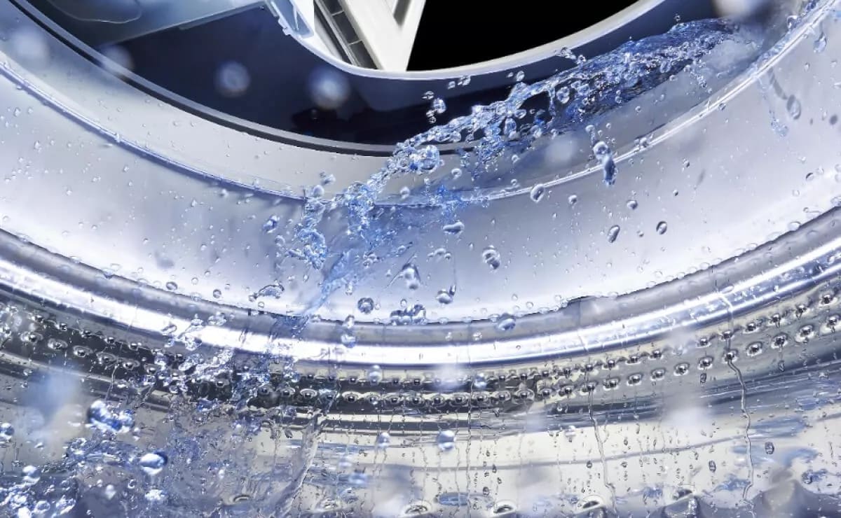 How To Use Baking Soda in Laundry | Maytag
