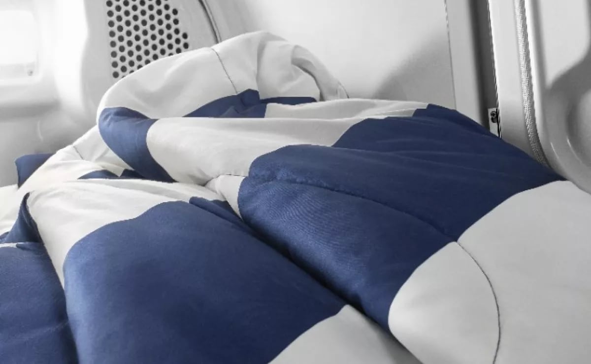 How to Wash & Dry a Comforter in 8 Steps | Maytag