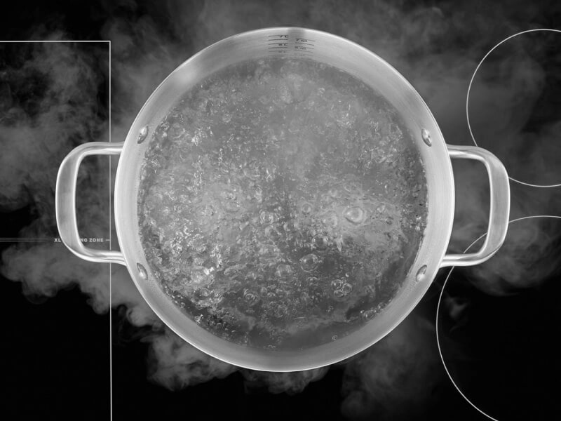 Water boiling in a stock pot on an induction cooktop