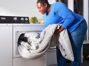 Washing machine weighted blanket outlet