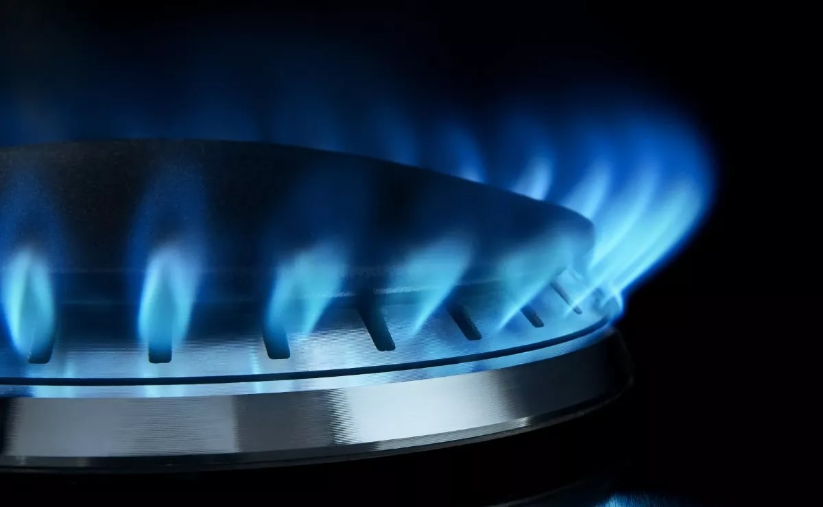 Will a Gas Stove Work Without Electricity? | Maytag